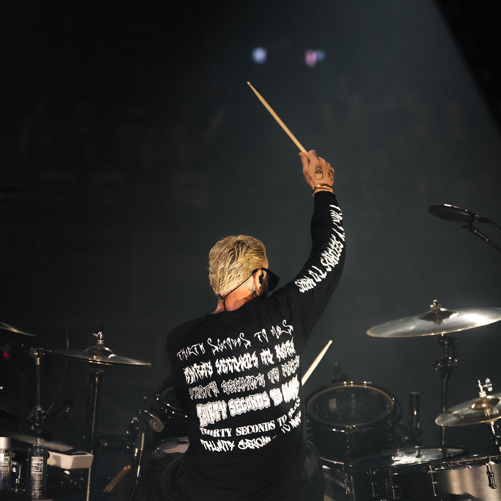 HEAVY METAL LONG SLEEVE ON SHANNON LETO Thirty Seconds To Mars 